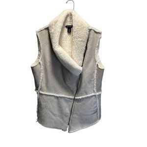 White House Black Market Faux Shearling Vest Size XL